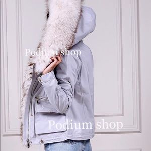 Podium shop